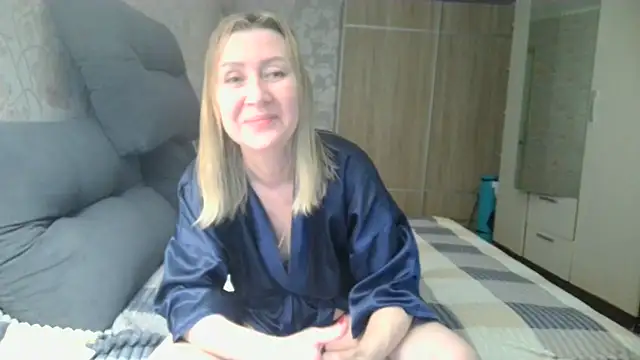 Snapshot of WindChristy chatting on 04/03/26, 09:13 WindChristy online show from 04/03/26, 09:13