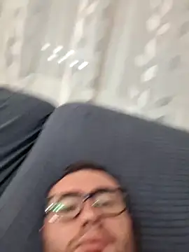 Javier bear online show from 11/17/25, 08:25