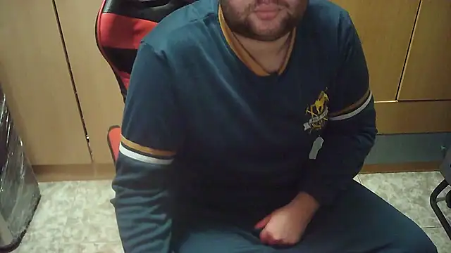 Javier bear online show from 11/21/25, 02:27