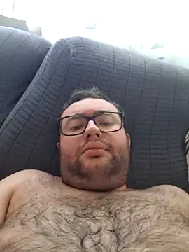 Snapshot of Javier_bear chatting on 06/27/26, 01:17 Javier bear online show from 06/27/26, 01:17