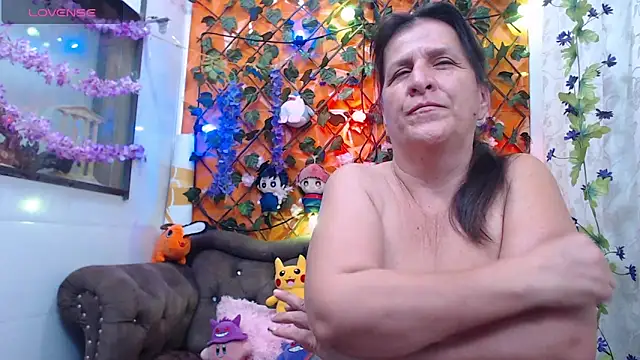 Snapshot of karito_mature17 chatting on 12/24/24, 01:16 karito mature17 online show from 12/24/24, 01:16