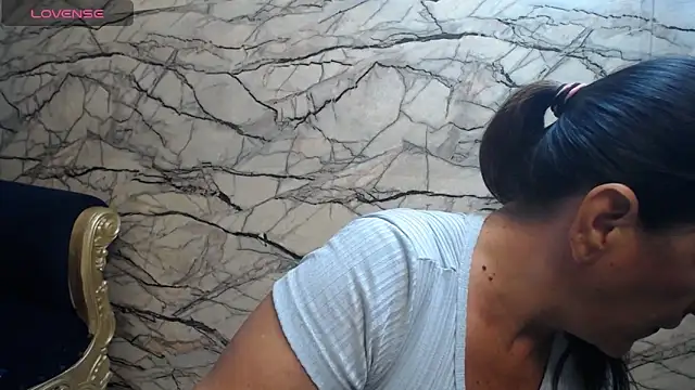 Snapshot of karito_mature17 chatting on 12/24/24, 11:17 karito mature17 online show from 12/24/24, 11:17