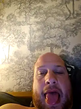 Snapshot of destructeur6 chatting on 04/08/26, 07:03 destructeur6 online show from 04/08/26, 07:03