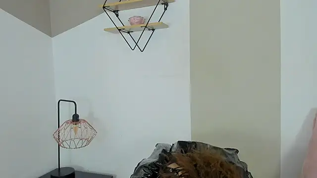 Snapshot of mailin18 chatting on 03/21/25, 10:39 mailin18 online show from 03/21/25, 10:39