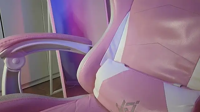 mollymila online show from 03/10/25, 04:46