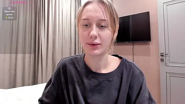 Mika Ray online show from 12/13/25, 11:21