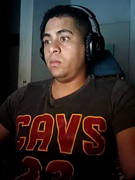 Snapshot of ElferXXX chatting on 02/28/25, 04:32 ElferXXX online show from 02/28/25, 04:32