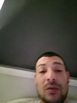 Snapshot of Zoltanioan26 chatting on 01/18/26, 10:30 Zoltanioan26 online show from 01/18/26, 10:30