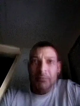 Snapshot of Zoltanioan26 chatting on 02/01/26, 07:51 Zoltanioan26 online show from 02/01/26, 07:51