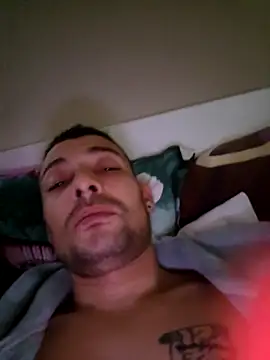 Snapshot of Zoltanioan26 chatting on 02/15/26, 09:30 Zoltanioan26 online show from 02/15/26, 09:30