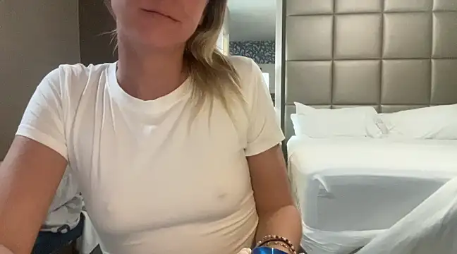 Snapshot of Aggbb chatting on 01/15/25, 05:47 Aggbb online show from 01/15/25, 05:47