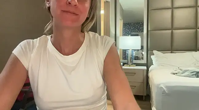 Snapshot of Aggbb chatting on 01/16/25, 03:23 Aggbb online show from 01/16/25, 03:23