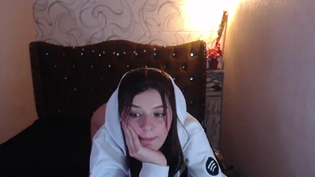 LiaHarryis online show from 03/15/25, 10:22