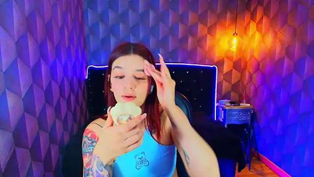 LiaHarryis online show from 09/11/25, 06:19