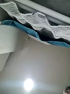 Snapshot of titovilan_PL chatting on 12/20/24, 04:14 titovilan PL online show from 12/20/24, 04:14