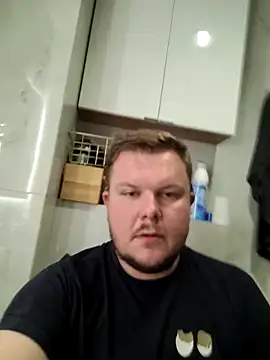 Snapshot of titovilan_PL chatting on 09/19/25, 11:27 titovilan PL online show from 09/19/25, 11:27