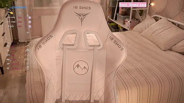 Snapshot of linessssa chatting on 01/10/25, 06:28 linessssa online show from 01/10/25, 06:28