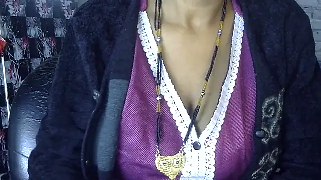 Anjali Milsi online show from 12/18/25, 04:24