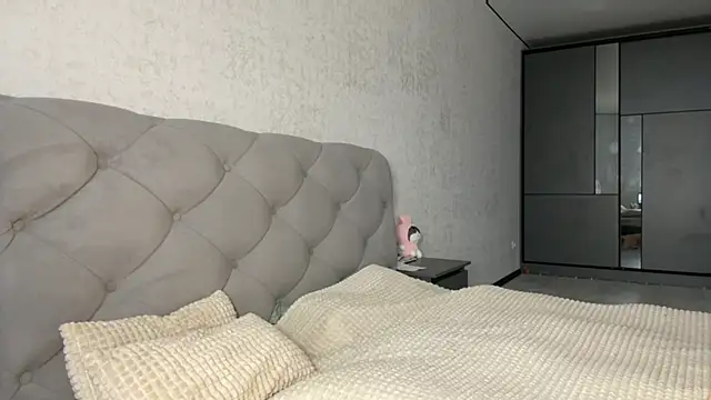 GracefulCharm online show from 01/23/25, 07:11