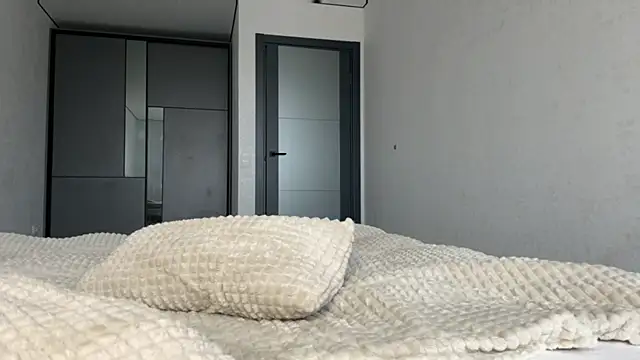 GracefulCharm online show from 01/25/25, 10:29