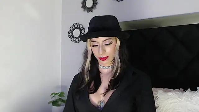 KinaCooper online show from 03/14/25, 12:21