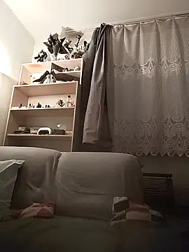 Snapshot of LauraBaby chatting on 02/03/26, 04:01 LauraBaby online show from 02/03/26, 04:01