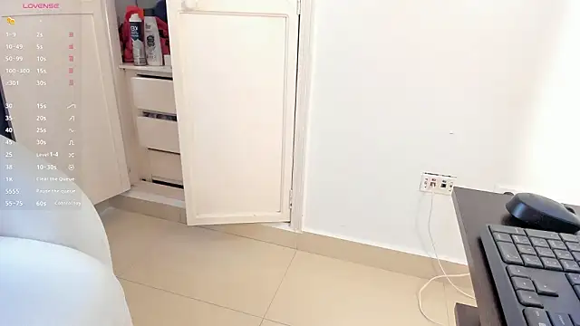 Snapshot of Amina_hafsa chatting on 03/16/26, 08:02 Amina hafsa online show from 03/16/26, 08:02