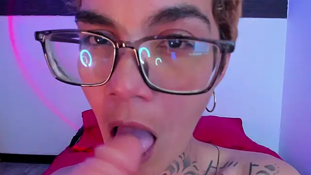 anaroman01 online show from 12/21/24, 02:30