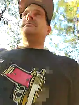 Snapshot of jbonz chatting on 09/29/25, 01:00 jbonz online show from 09/29/25, 01:00