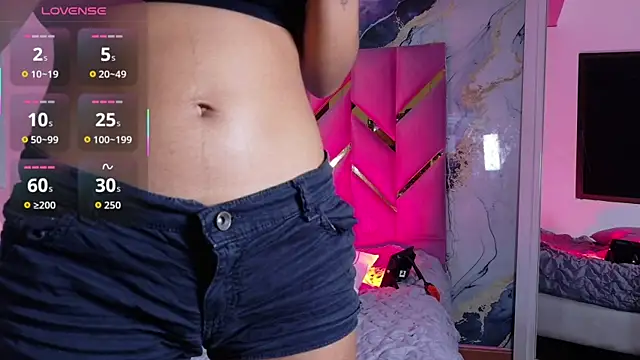 daddyissuesss  online show from 11/13/25, 07:35