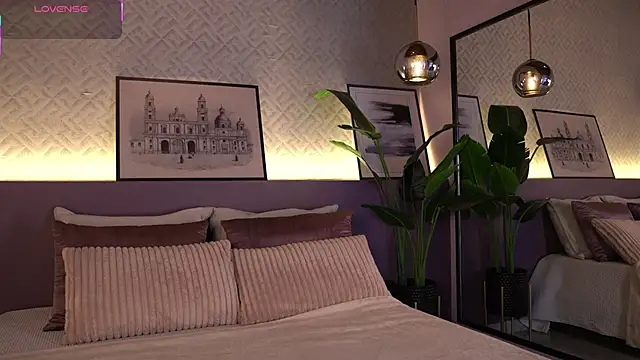 ElleDiane online show from 05/02/26, 10:26