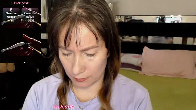 Snapshot of CATRINA-83 chatting on 02/12/26, 01:39 CATRINA-83 online show from 02/12/26, 01:39