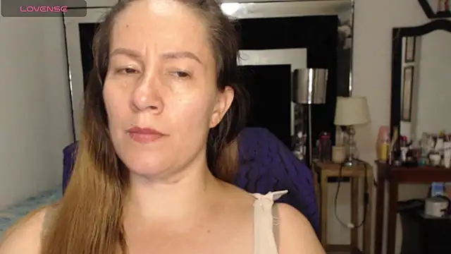 Snapshot of CATRINA-83 chatting on 03/31/26, 01:40 CATRINA-83 online show from 03/31/26, 01:40