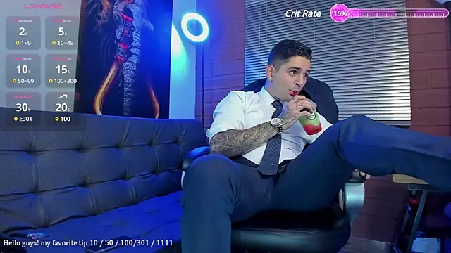 Nicolas Fellener online show from 01/05/25, 06:13