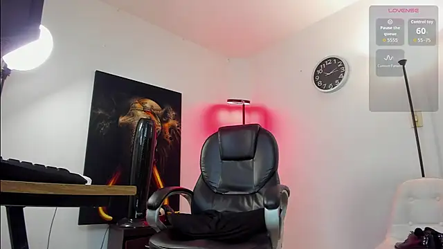 Nicolas Fellener online show from 11/16/25, 04:07