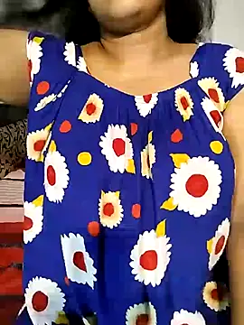 Snapshot of Quite_Malsha chatting on 03/07/25, 09:07 Quite Malsha online show from 03/07/25, 09:07