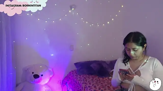 Snapshot of SatansWife chatting on 02/21/26, 12:11 SatansWife online show from 02/21/26, 12:11