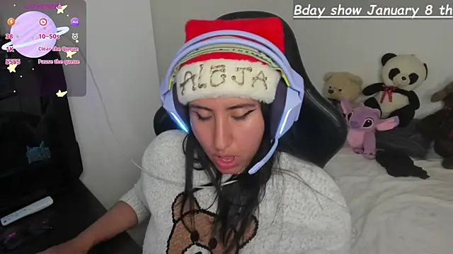 nerdgirl 314 online show from 12/31/24, 11:39