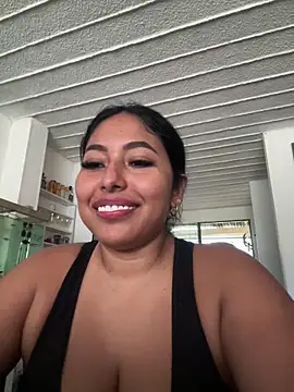emmyjhonson07 online show from 05/19/26, 11:49