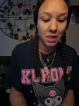 Snapshot of _Neeka_ chatting on 02/15/26, 02:25 Neeka online show from 02/15/26, 02:25