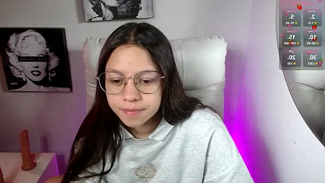 SamanthaRoldaan online show from 11/10/25, 01:54