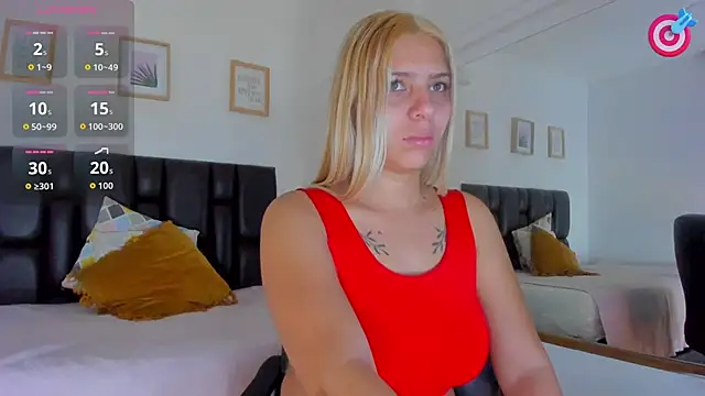 Snapshot of lana-rosse chatting on 06/15/26, 12:07 lana-rosse online show from 06/15/26, 12:07