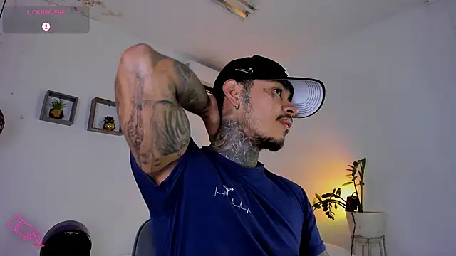 JordanSmiith  online show from 02/18/25, 08:14