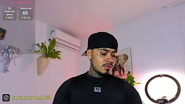 JordanSmiith  online show from 11/06/25, 08:54