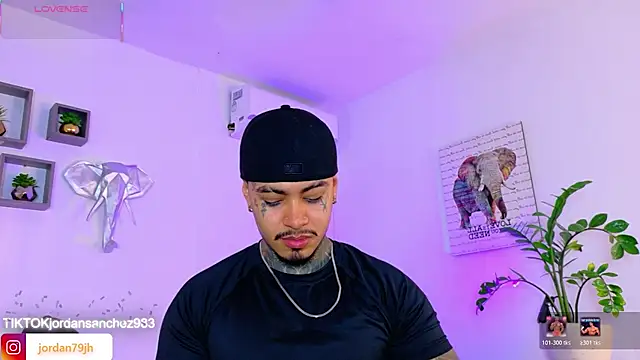 JordanSmiith  online show from 04/27/26, 08:29