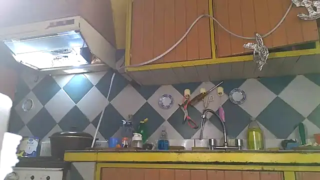 Jony Marta online show from 11/28/25, 03:47