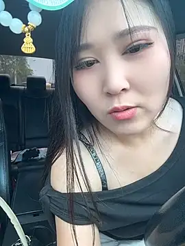 Snapshot of Fannywell chatting on 07/18/26, 07:56 Fannywell online show from 07/18/26, 07:56