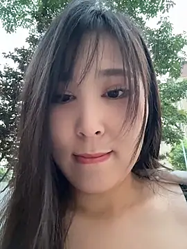 Snapshot of Fannywell chatting on 07/20/26, 11:34 Fannywell online show from 07/20/26, 11:34