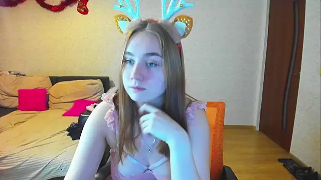 natali2550 online show from 12/15/24, 07:31