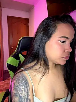 Snapshot of leila_22 chatting on 09/12/25, 06:46 leila 22 online show from 09/12/25, 06:46